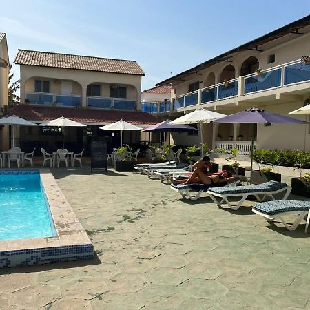 Tranquil Resort Hotel Brusubi Luaran gambar